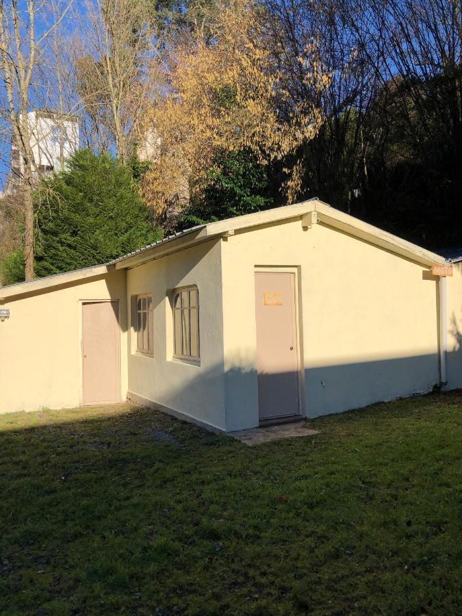Hotel Au Petit Languedoc Lourdes Bagian luar foto